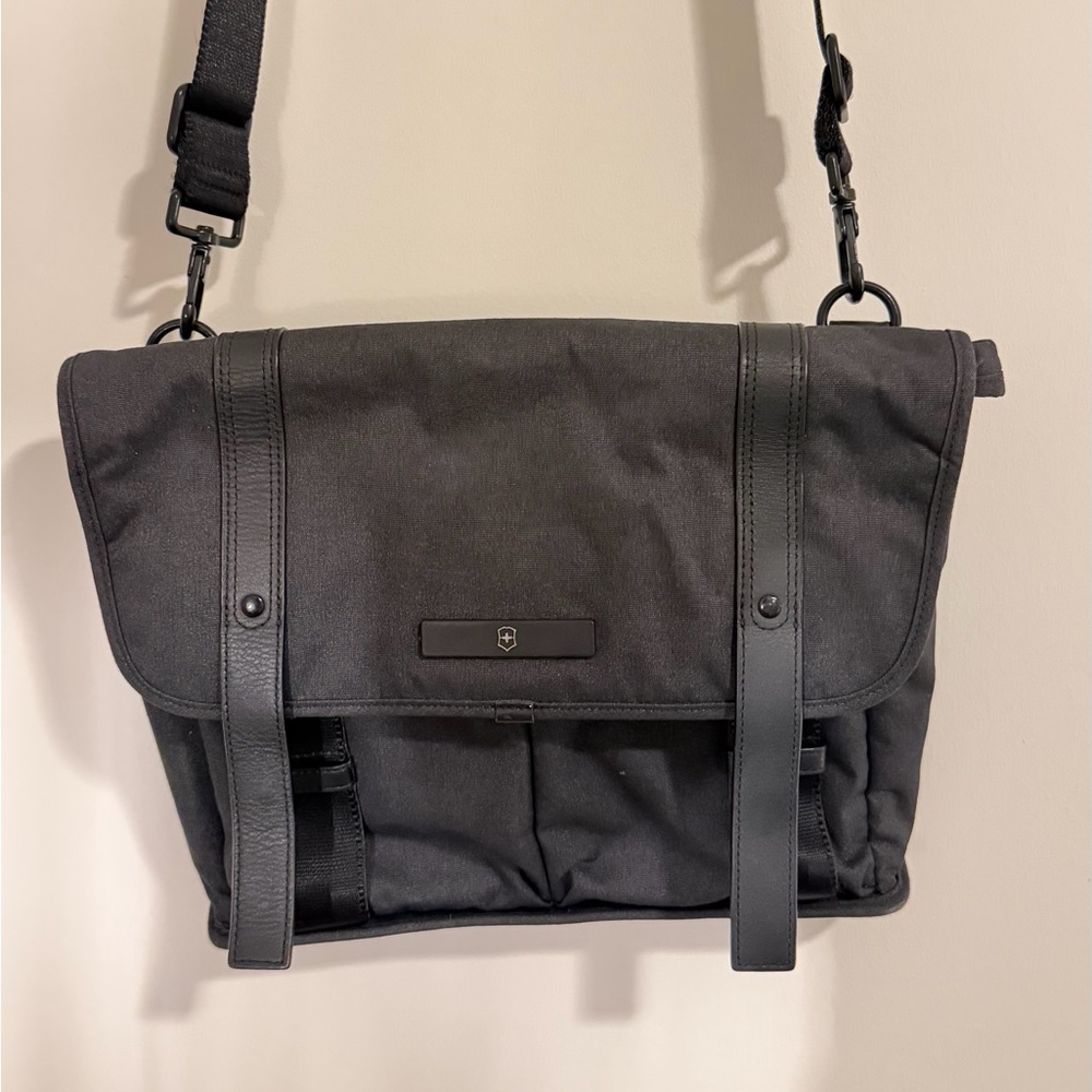 Victorinox Black Messenger Bag